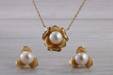 Real Pearl Necklace and Matching Stud Earrings Set
