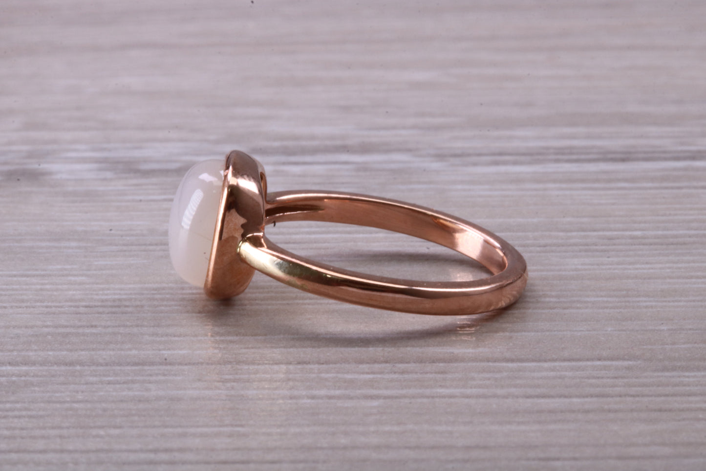 Beautiful Cabochon cut Moonstone ring, solid chunky ring, made from solid 9ct Rose Gold, British hallmarked, natural Moonstone