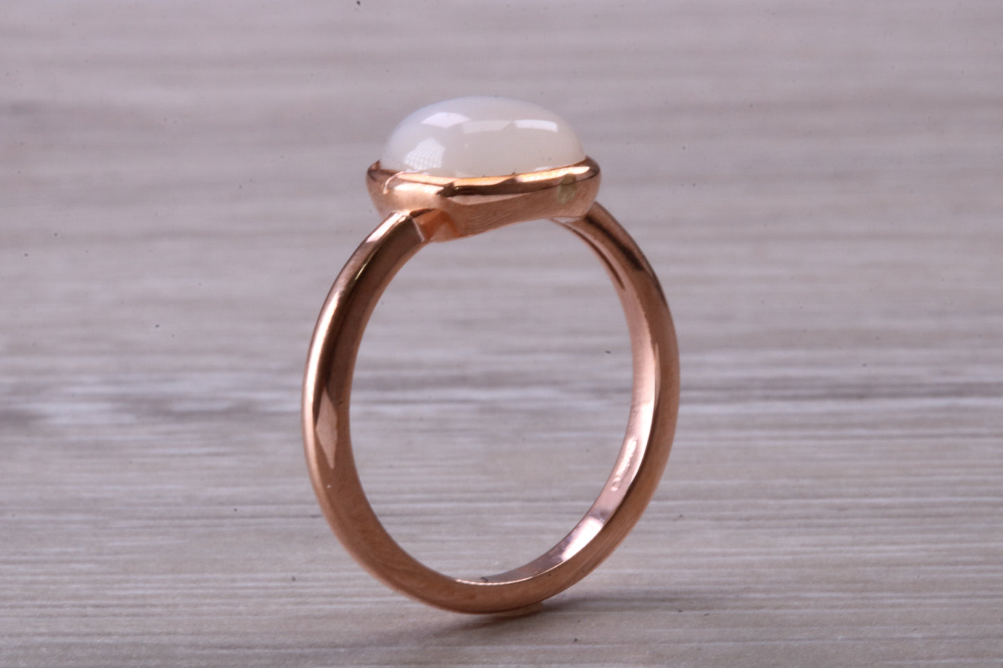 Beautiful Cabochon cut Moonstone ring, solid chunky ring, made from solid 9ct Rose Gold, British hallmarked, natural Moonstone