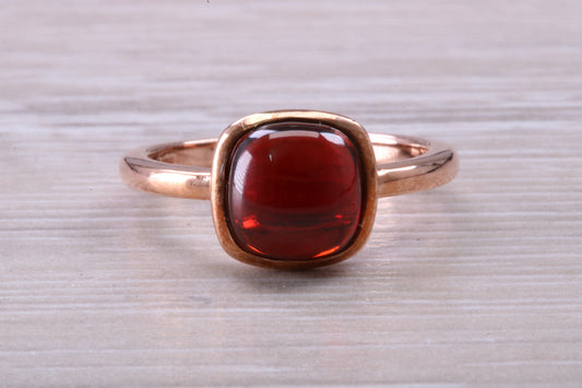 Beautiful Cabochon cut Garnet ring, solid chunky ring, made from solid 9ct Rose Gold, British hallmarked, natural Garnet