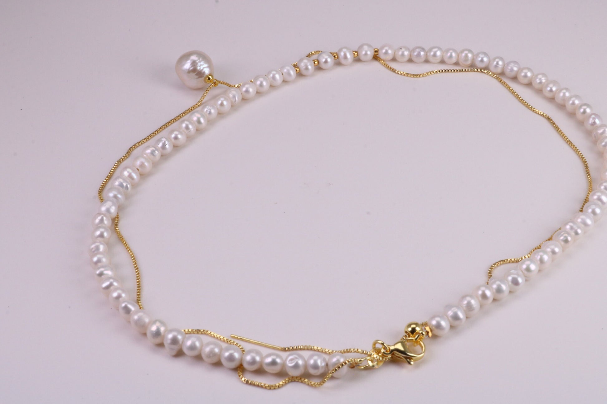 Single Strand Natural 8 mm Round Pearl Necklace with Single Pearl Pendant Chain set in Silver and 18ct Yellow Gold Plated