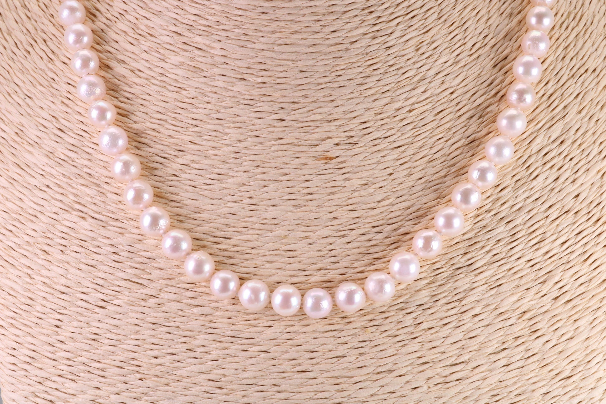 Beautiful South Sea Akoya Pearl Necklace, set with Silver Clasp, 6-7 mm Akoya Pearl, 16 inch Long Strands