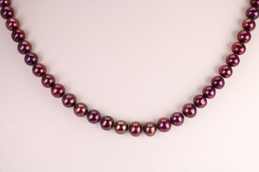 18 Inches Long Aubergine Coloured Natural Pearl Necklace set in Solid Silver Clasp